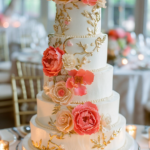 17 Vintage Wedding Cake Decor